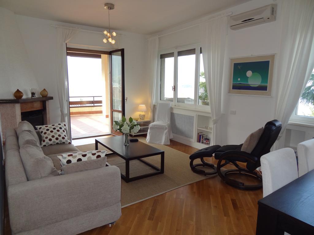 Vista Lago Apartment Stresa Room photo
